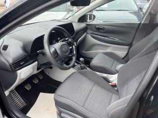 89100 : Hyundai Sens - APS - HYUNDAI Bayon - Bayon - Phantom Black Métal - Traction - Essence/Micro-Hybride