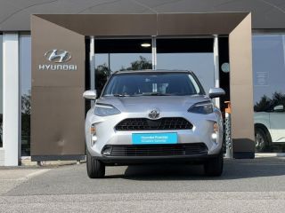 29000 : Hyundai Quimper - Iroise Automobiles - TOYOTA Yaris Cross - Yaris Cross - Gris Atlas Métallisé - Traction - Hybride : Essence/Electrique