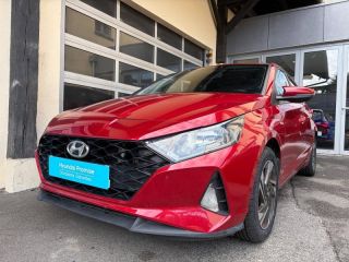 78000 : Hyundai Versailles - SOCOHY - HYUNDAI i20 - i20 - Dragon Red Métal - Traction - Essence/Micro-Hybride
