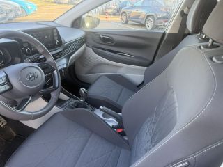 21300 : Hyundai Dijon - Privilège Automobiles - HYUNDAI BAYON Intuitive - BAYON - Gris - Boîte manuelle - Essence sans plomb