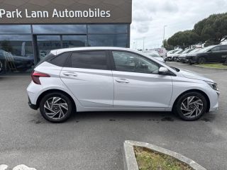 56000 : Hyundai Vannes - Park Lann Automobiles - HYUNDAI i20 - i20 - Lumen Gray Métal - Traction - Essence