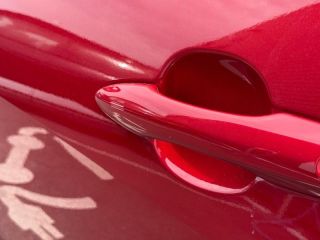 14100 : Hyundai Lisieux - Trajectoire Automobiles - TOYOTA Yaris - Yaris - Rouge Allure (N) - Traction - Essence