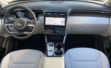 13200 : HYUNDAI Arles - Lexa Automobile - HYUNDAI TUCSON Executive - TUCSON IV - Noir - Boîte automatique - Essence / Courant électrique