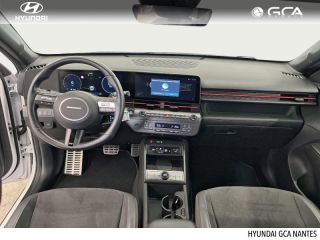 44800 : Hyundai NANTES SAINT HERBLAIN - GCH NANTES - HYUNDAI Kona - Kona - Atlas White/Toit/rétros Black - Traction - Hybride : Essence/Electrique