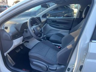 89100 : Hyundai Sens - APS - HYUNDAI Bayon - Bayon - Atlas White - Traction - Essence/Micro-Hybride