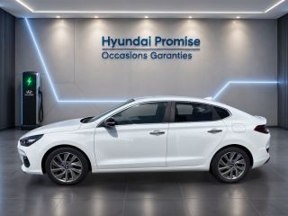 85000 : Hyundai MoceanRent | La Roche-sur-Yon - Océane Auto - HYUNDAI i30 FASTBACK Creative - i30 III - Blanc - Boîte séquentielle - Diesel