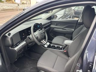 89100 : Hyundai Sens - APS - HYUNDAI Kona - Kona - Denim Blue perlé métallisé - Traction - Hybride : Essence/Electrique