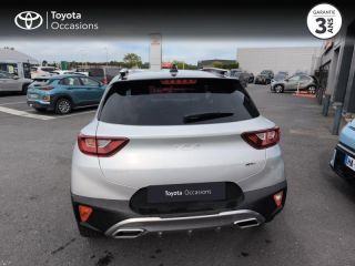 50000 : Hyundai Saint-Lô - GCA - KIA Stonic - Stonic - Silky silver m - Traction - Essence/Micro-Hybride