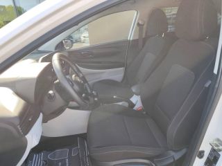 59640 : Hyundai Dunkerque - Europ'Auto - HYUNDAI i20 - i20 - Polar White - Traction - Essence