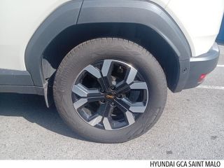 35400 : Hyundai Saint-Malo - GCA - DACIA Duster - Duster - Blanc - Traction - Essence/Micro-Hybride