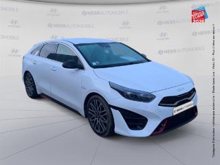 51100 : Hyundai Reims - HESS Automobile - KIA ProCeed - ProCeed - Blanc Sensation nacré - Traction - Essence