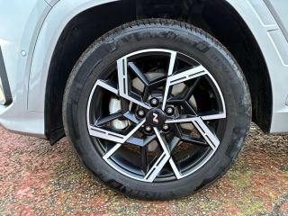 33110 : Hyundai Bordeaux Nord Le Bouscat - Sipa Automobiles - HYUNDAI TUCSON N Line Executive - TUCSON IV - Gris - Boîte automatique - Essence / Courant électrique