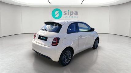 33140 : Hyundai Bordeaux Sud Villenave d'Ornon - Sipa Automobiles - FIAT 500e BERLINE MY22 SERIE 1 STEP 2 Icône - 500 III ELECTRIQUE - Blanc - Automate à fonct. Continu - Courant électrique