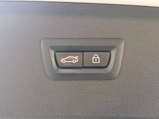 78000 : Hyundai Versailles - SOCOHY - BMW Série 2 ActiveTourer - Série 2 ActiveTourer - Glaciersilber - Transmission intégrale - Diesel