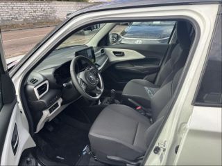 89100 : Hyundai Sens - APS - SUZUKI Swift - Swift - Pure White Pearl Metal/Toit Min Gray - Traction - Essence/Micro-Hybride