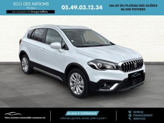86000 : Hyundai Poitiers - Eco des Nations - SUZUKI S-Cross - S-Cross - Blanc - Traction - Essence/Micro-Hybride
