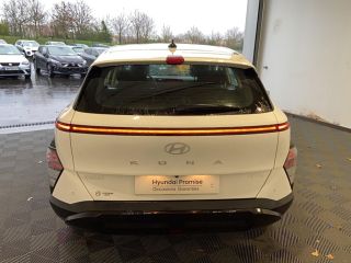 85000 : Hyundai MoceanRent | La Roche-sur-Yon - Océane Auto - HYUNDAI KONA Intuitive - KONA II - Blanc - Automate sequentiel - Essence / Courant électrique
