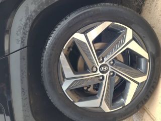 04100 : Hyundai Manosque - Pedinielli - HYUNDAI TUCSON Executive - TUCSON IV - NOIR - Boîte automatique - Essence / Courant électrique