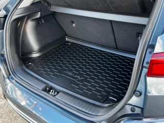 72100 : Hyundai Le Mans - GCA LE MANS - HYUNDAI Kona - Kona - Phantom Black Métal - Traction - Electrique