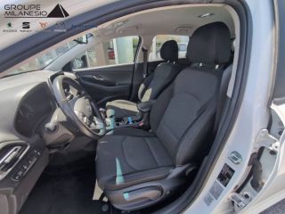 13730 : Hyundai Marignane - Cap Milanesio - HYUNDAI i30 Business - i30 III - Blanc - Boîte manuelle - Diesel