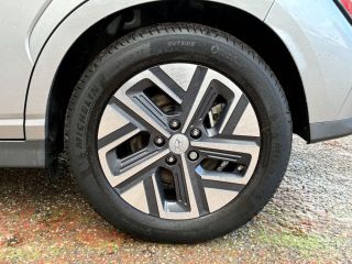 33110 : Hyundai Bordeaux Nord Le Bouscat - Sipa Automobiles - HYUNDAI KONA ELECTRIC Intuitive - KONA ELECTRIC (12/2020) - GRIS CLAIR - Automate à fonct. Continu - Courant électrique