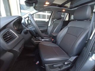 78000 : Hyundai Versailles - SOCOHY - SUZUKI S-Cross - S-Cross - Titan Dark Gray métallisée - Traction - Essence/Micro-Hybride