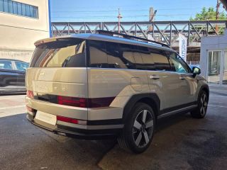 78000 : Hyundai Versailles - SOCOHY - HYUNDAI Santa Fe - Santa Fe - Typhon Silver Métal - Transmission intégrale - Hybride rechargeable : Essence/Electrique