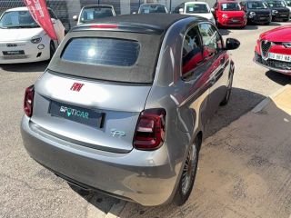 04100 : Hyundai Manosque - Pedinielli - FIAT 500e CABRIOLET MY22 SERIE 1 STEP 1 (RED) - 500 III - Gris - Automate à fonct. Continu - Courant électrique