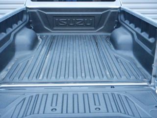 52000 : Hyundai Chaumont - Garage Michel Bazin - ISUZU D-Max - D-Max - Mercury Silver Metallic - Transmission intégrale enclenc - Diesel