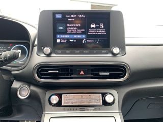 33140 : Hyundai Bordeaux Sud Villenave d'Ornon - Sipa Automobiles - HYUNDAI KONA ELECTRIC Intuitive - KONA ELECTRIQUE - BLANC - Automate à fonct. Continu - Courant électrique