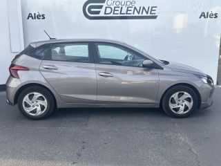 30100 : Hyundai Alès - Auto Hall - HYUNDAI i20 Initia - i20 III - Gris - Boîte manuelle - Essence sans plomb