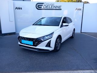 30100 : Hyundai Alès - Auto Hall - HYUNDAI i20 Intuitive - i20 III - ATLAS WHITE - Boîte manuelle - Essence sans plomb