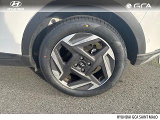 35400 : Hyundai Saint-Malo - GCA - HYUNDAI Bayon - Bayon - Atlas White Métal/Toit+rétros Black - Traction - Essence