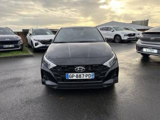 56000 : Hyundai Vannes - Park Lann Automobiles - HYUNDAI i20 - i20 - Phantom Black Métal - Traction - Essence/Micro-Hybride