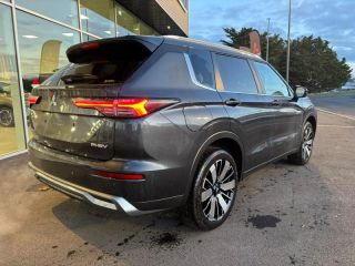 29000 : Hyundai Quimper - Iroise Automobiles - MITSUBISHI Outlander - Outlander - Graphite Grey Métallisée - Transmission intégrale - Hybride rechargeable : Essence/Electrique