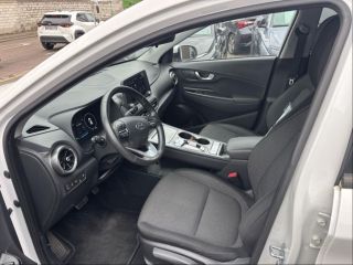 89100 : Hyundai Sens - APS - HYUNDAI Kona - Kona - Serenity White Métal - Traction - Electrique