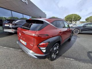 56000 : Hyundai Vannes - Park Lann Automobiles - HYUNDAI Kona - Kona - Ultimate Red métallisé - Traction - Hybride : Essence/Electrique