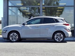 57200 : Hyundai Sarreguemines - Theobald Automobiles - HYUNDAI Kona - Kona - Shimmering Silver Métal - Traction - Electrique