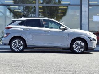 57200 : Hyundai Sarreguemines - Theobald Automobiles - HYUNDAI Kona - Kona - Shimmering Silver Métal - Traction - Electrique