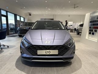 56000 : Hyundai Vannes - Park Lann Automobiles - HYUNDAI i20 - i20 - Meta Blue Métal - Traction - Essence