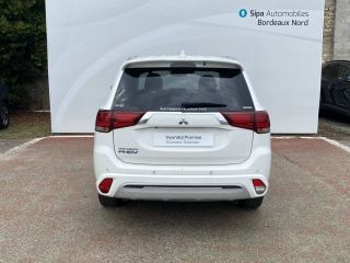 33110 : Hyundai Bordeaux Nord Le Bouscat - Sipa Automobiles - MITSUBISHI OUTLANDER PHEV Business - OUTLANDER III - Non codifie - Automate à fonct. Continu - Essence / Courant électrique