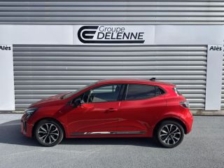30100 : Hyundai Alès - Auto Hall - RENAULT CLIO V Techno - CLIO V - Rouge - Boîte manuelle - Essence sans plomb