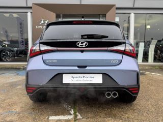 72100 : Hyundai Le Mans - GCH LE MANS - HYUNDAI i20 - i20 - Meta Blue Métal/Toit+rétros Black - Traction - Essence