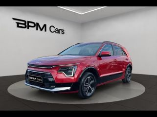 18230 : Hyundai Bourges - BPM Cars - KIA Niro - Niro - Rouge Magma Métallisé - Traction - Hybride rechargeable : Essence/Electrique