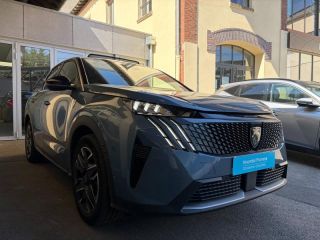 78000 : Hyundai Versailles - SOCOHY - PEUGEOT 3008 - 3008 - Bleu Ingaro (M) - Traction - Essence/Micro-Hybride