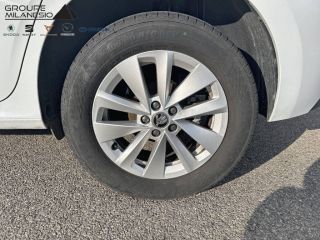 13730 : Hyundai Marignane - Cap Milanesio - SKODA KAMIQ Business - KAMIQ - BLANC LUNE - Boîte manuelle - Essence sans plomb