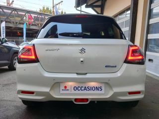 78000 : Hyundai Versailles - SOCOHY - SUZUKI Swift - Swift - Pure White Pearl Metal - Traction - Essence/Micro-Hybride