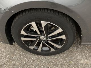 87280 : Hyundai - Groupe Clim - Limoges - VOLKSWAGEN Golf - Golf - Gris - Traction - Essence