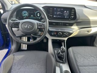 14100 : Hyundai Lisieux - Trajectoire Automobiles - HYUNDAI Bayon - Bayon - Intense Blue Métal - Traction - Essence/Micro-Hybride