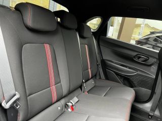 95100 : Hyundai Argenteuil - BNA - HYUNDAI i20 - i20 - Vibrant Blue Métal/Toit+rétros Black - Traction - Essence